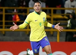 Tài năng trẻ Brazil hồi sinh phong độ sau khi rời Barca