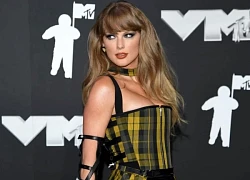 Taylor Swift đột ngột "mất tích" giữa lễ trao giải