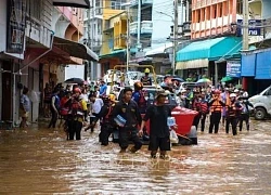 Thủ tướng Thái Lan yêu cầu đẩy nhanh các biện pháp cứu trợ nạn nhân lũ lụt