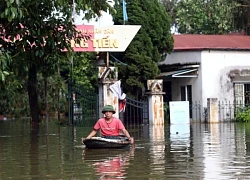 Hà Nội còn 30 nghìn người chưa được về nhà vì ngập lụt