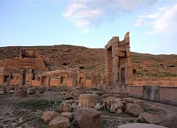 Khu di tích cổ đại Persepolis đối mặt với nguy cơ bị phá hủy do địa y