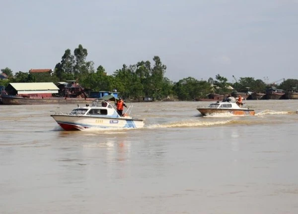 Phát hiện thi thể nam giới, nghi nạn nhân vụ sập cầu Phong Châu