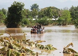 Trên 100 người dân ở Myanmar bị ngộ độc sau khi tiêu thụ thực phẩm cứu trợ lũ lụt