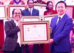 Một nam nghệ sĩ được phong NSƯT ở tuổi 65: "Tôi đã đắc đạo"