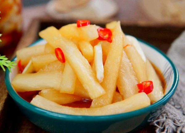 Cách làm củ cải muối chua giòn, ngon, lại đẹp mắt