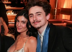 Kylie Jenner lộ dấu hiệu mang thai, hot hơn cả là hành động "cho phép" Zendaya làm điều này với Timothée Chalamet ở Quả Cầu Vàng