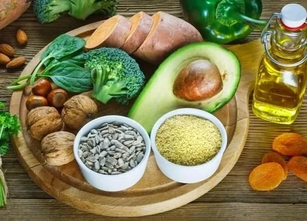 Ai nên bổ sung vitamin E?