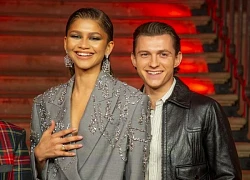 HOT: "Người nhện" Tom Holland cầu hôn thành công Zendaya bằng nhẫn kim cương 5,1 tỷ