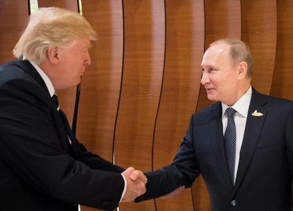 Tổng thống Nga Vladimir Putin sẵn sàng gặp ông Trump vô điều kiện