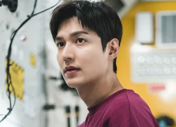 Chuyện gì đang xảy ra với Lee Min Ho?