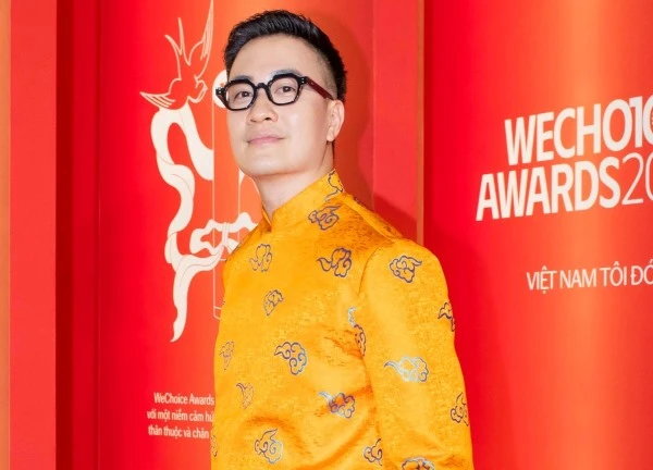 Mỹ nam Vbiz khoe visual trẻ mãi không già gây sốt WeChoice Awards 2024, "lười" đóng phim vẫn hot rần rần