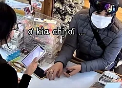 Clip ghi lại hành vi khó tin của người phụ nữ đeo vàng kín tay trong quán bánh ngọt tại Hà Nội: Gần tết ai cũng cần đề phòng!