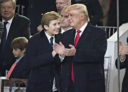 Barron Trump 8 năm trước và bây giờ: Hình ảnh trước - sau khiến người ta kinh ngạc!