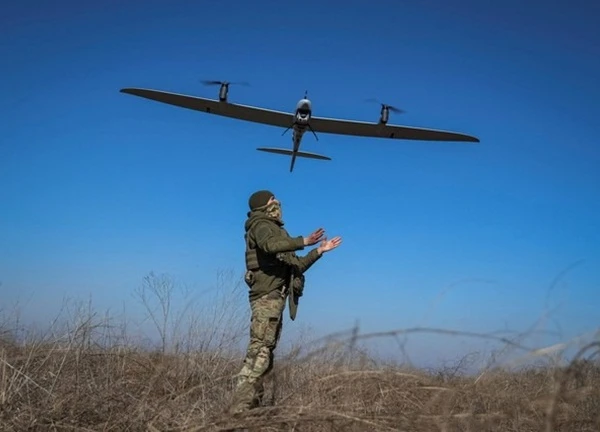 Mỹ bí mật đầu tư giúp Ukraine phát triển sản xuất UAV?