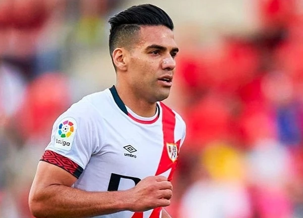 Falcao lâm cảnh thất nghiệp ở tuổi 38