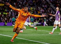 Hat-trick hoàn hảo của Mbappe