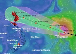 Bão Matmo có thể vào Biển Đông hôm nay