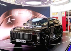 Đội ngũ thiết kế của VinFast đã tạo ra Lạc Hồng 900 LX như thế nào?