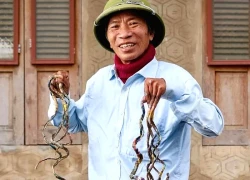 Người đàn ông Việt Nam lập kỷ lục Guinness với bộ móng tay dài nhất thế giới