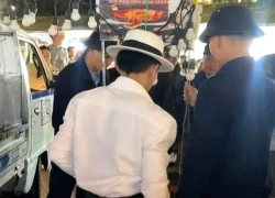 'Tổng tài' phô mai nướng bị cấm bán hàng ở chợ đêm Đà Lạt?