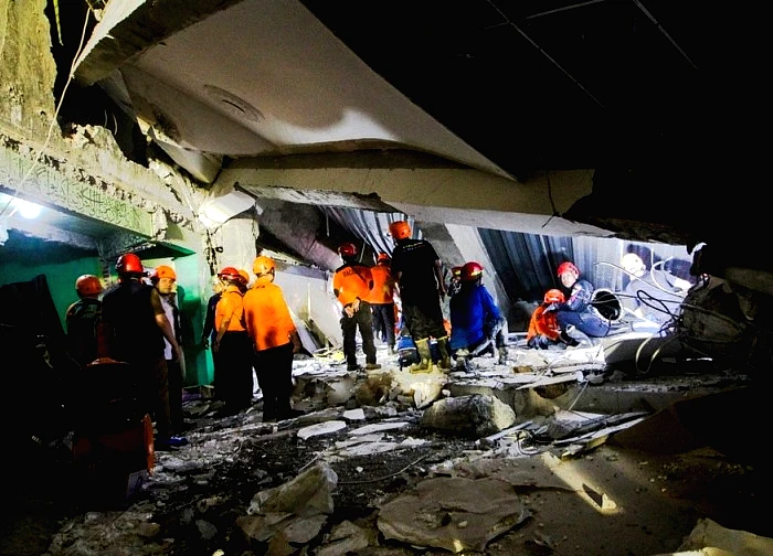 Vụ sập trường học tại Indonesia: Không còn dấu hiệu sự sống