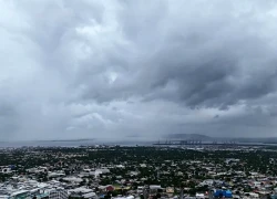 Bão Melissa suy yếu sau khi tàn phá Jamaica