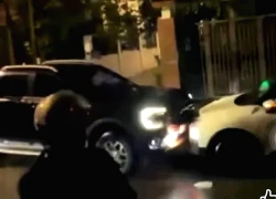 Làm rõ vụ việc tài xế xe bán tải nghi cố tình tông vào ô tô con