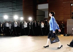 Mẫu túi xách của Thủ tướng Nhật Bản cháy hàng