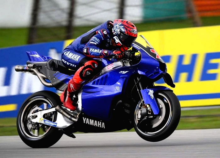 Yamaha YZR-M1 V-Four 2025 ra mắt tại Malaysia: Bước ngoặt mới cho MotoGP