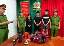 Bắt khẩn cấp nữ tiểu thương cùng 2 kẻ trộm chó ở TPHCM