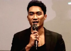 Mỹ nam phim 'Mưa đỏ' đóng nhiều cảnh khoả thân khiến bạn diễn bật khóc