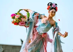 "Vén mặt chị Hằng" đang hot mùa Trung thu, cao điểm phải bay lên trời 6 lần/ngày