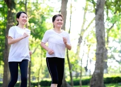 5 'thói quen vàng' ở tuổi 40 giúp bạn sống khỏe, tránh xa bệnh tật sau này