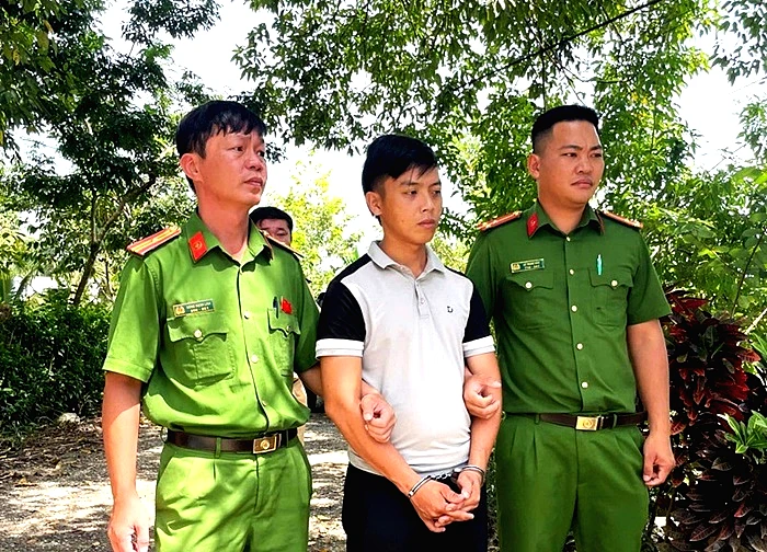 Bắt nhanh đối tượng cướp điện thoại của người khuyết tật