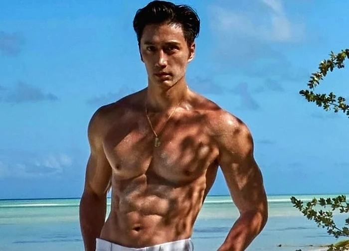 Ông chú U60 có body "cực phẩm" gây bão mạng xã hội, nhìn cứ ngỡ AI tạo ra