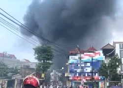 Cháy kho dược ở Hà Nội, một công nhân tử vong