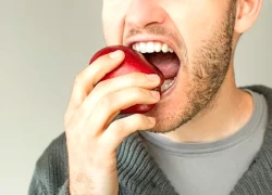 Điều gì xảy ra với cơ thế nếu bạn ăn táo thường xuyên?