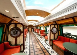 Tàu du lịch 2 tầng Hà Nội mở rộng tuyến tham quan