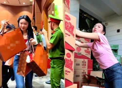 Con gái Quyền Linh lên đồ giản dị đi từ thiện, visual mới khiến netizen bàn tán!