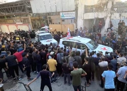 Hamas, Israel bắt đầu trao đổi con tin, tù nhân