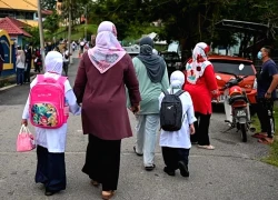 Malaysia đóng cửa hàng loạt trường học vì gần 6.000 học sinh mắc cúm