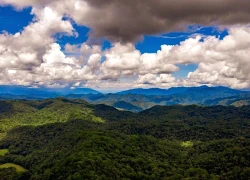 Thác Dương Cầm - 'bản nhạc trắng' giữa đại ngàn Trường Sơn