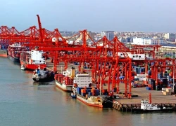 Trung Quốc ban hành quy định thu phí cảng đặc biệt đối với tàu Mỹ