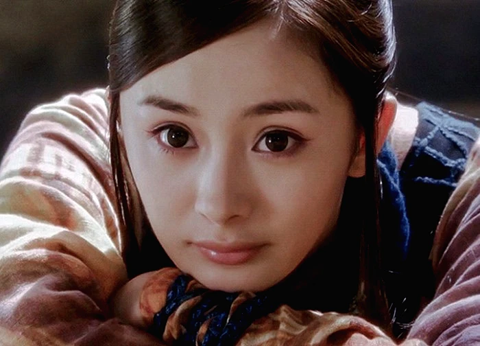 20 năm qua chưa thấy ai có đôi mắt đẹp hơn mỹ nhân này: Sáng hơn cả vì tinh tú, khó tin có thật trên đời