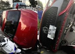 Ô tô mất lái tông hàng loạt xe máy dừng đèn đỏ ở TPHCM