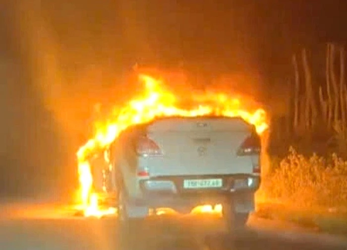 Tài xế vội rút khóa khi ô tô không giảm được tốc độ