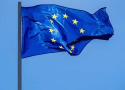 EU cam kết hỗ trợ tài chính khẩn cấp cho Ukraine