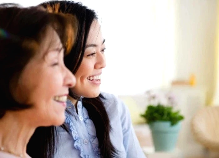 12 năm chăm cô ruột nhận được 'di chúc' là chiếc áo đỏ: Khi mở áo ra tôi sốc không nói nên lời