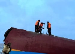 Lật thuyền ngoài khơi Thổ Nhĩ Kỳ, ít nhất 14 người thiệt mạng