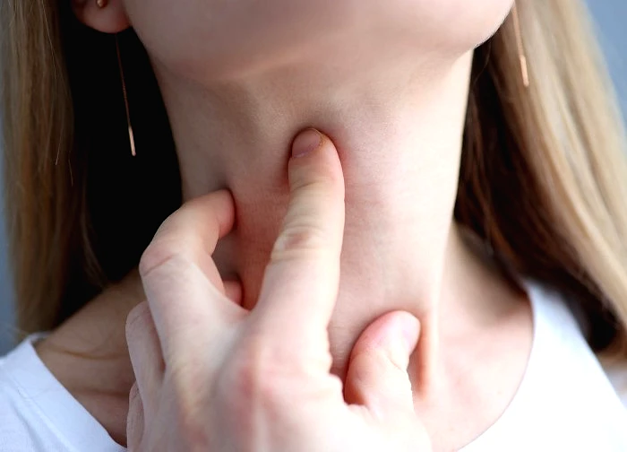 Lý do phụ nữ thường gặp các vấn đề tuyến giáp và giải pháp